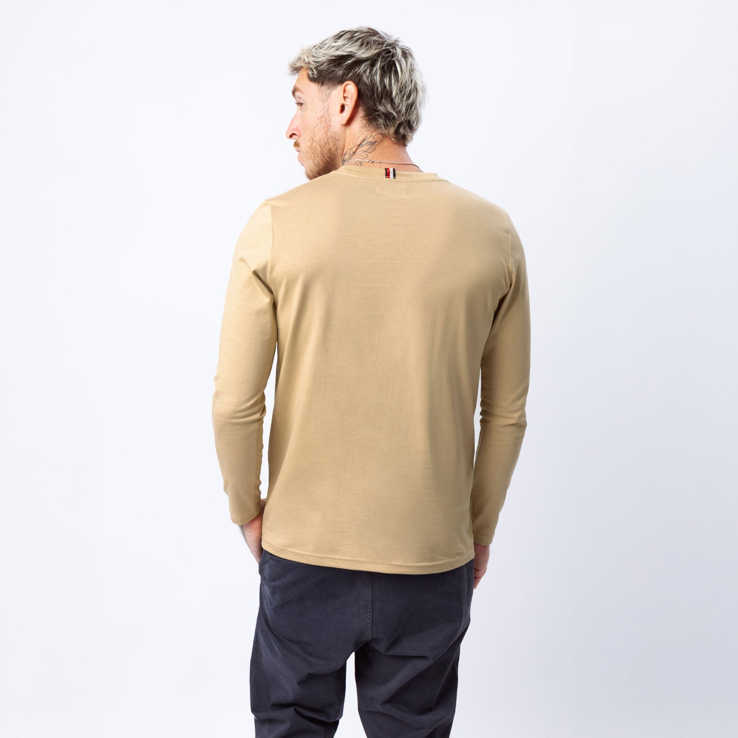 #Color_Beige