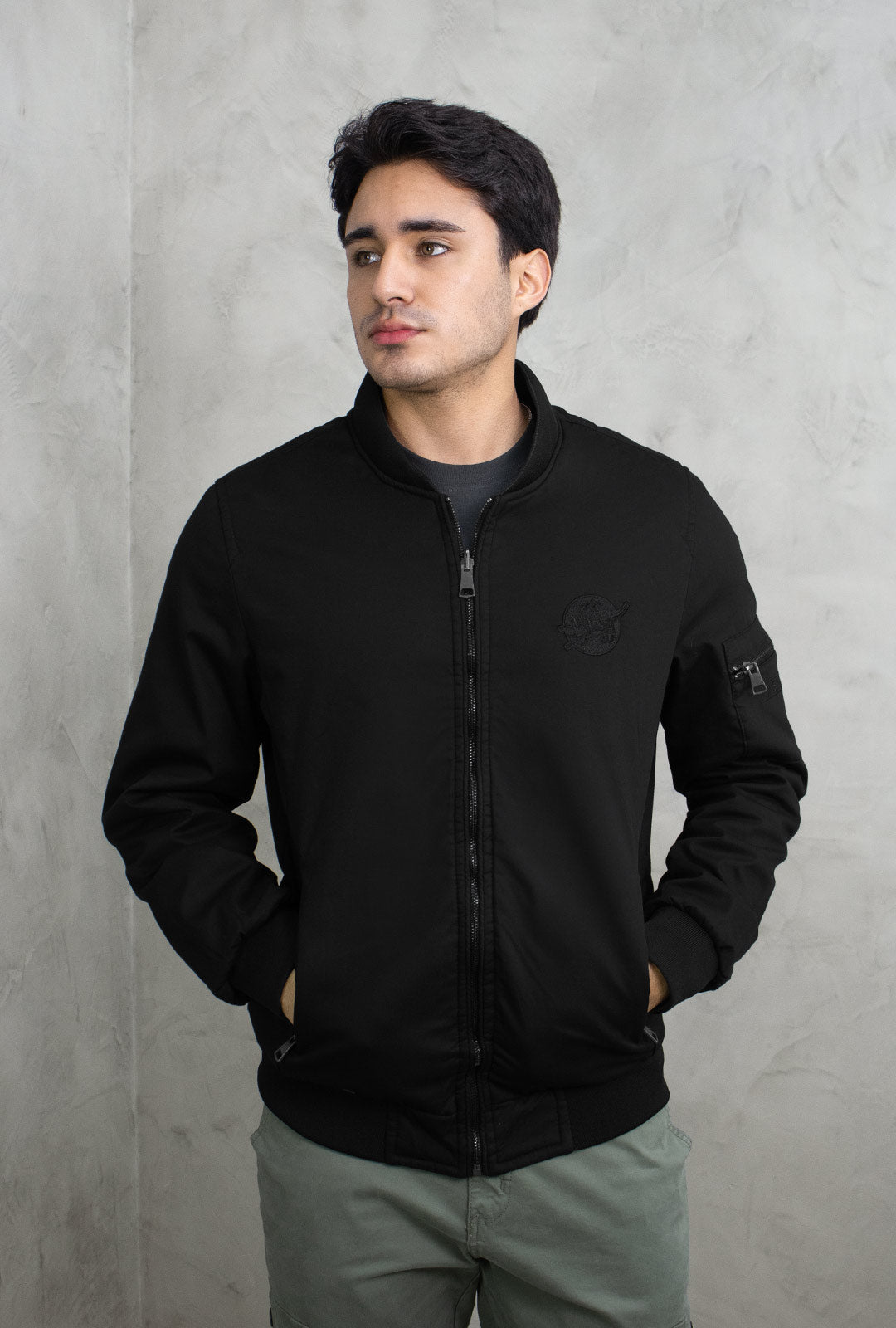 BOMBER-NEGRA#Color_Negro