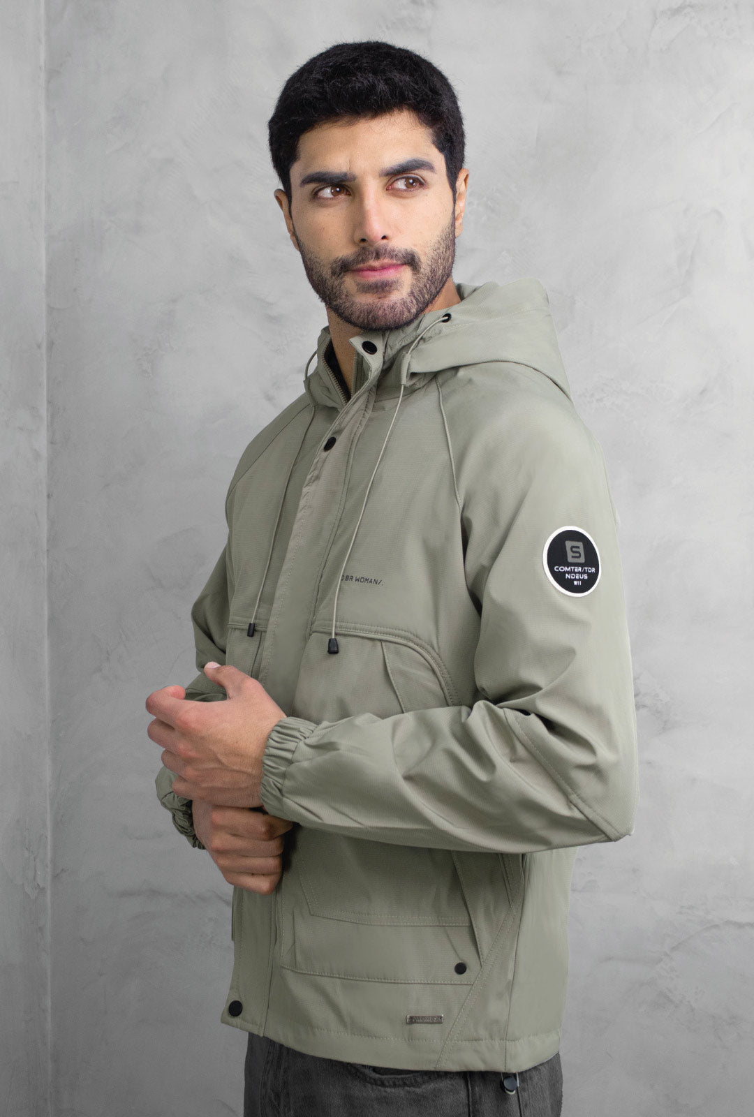 CORTAVIENTO-MONTANA-VERDE-VINTAGE-FRONTAL#Color_Verde Vintage