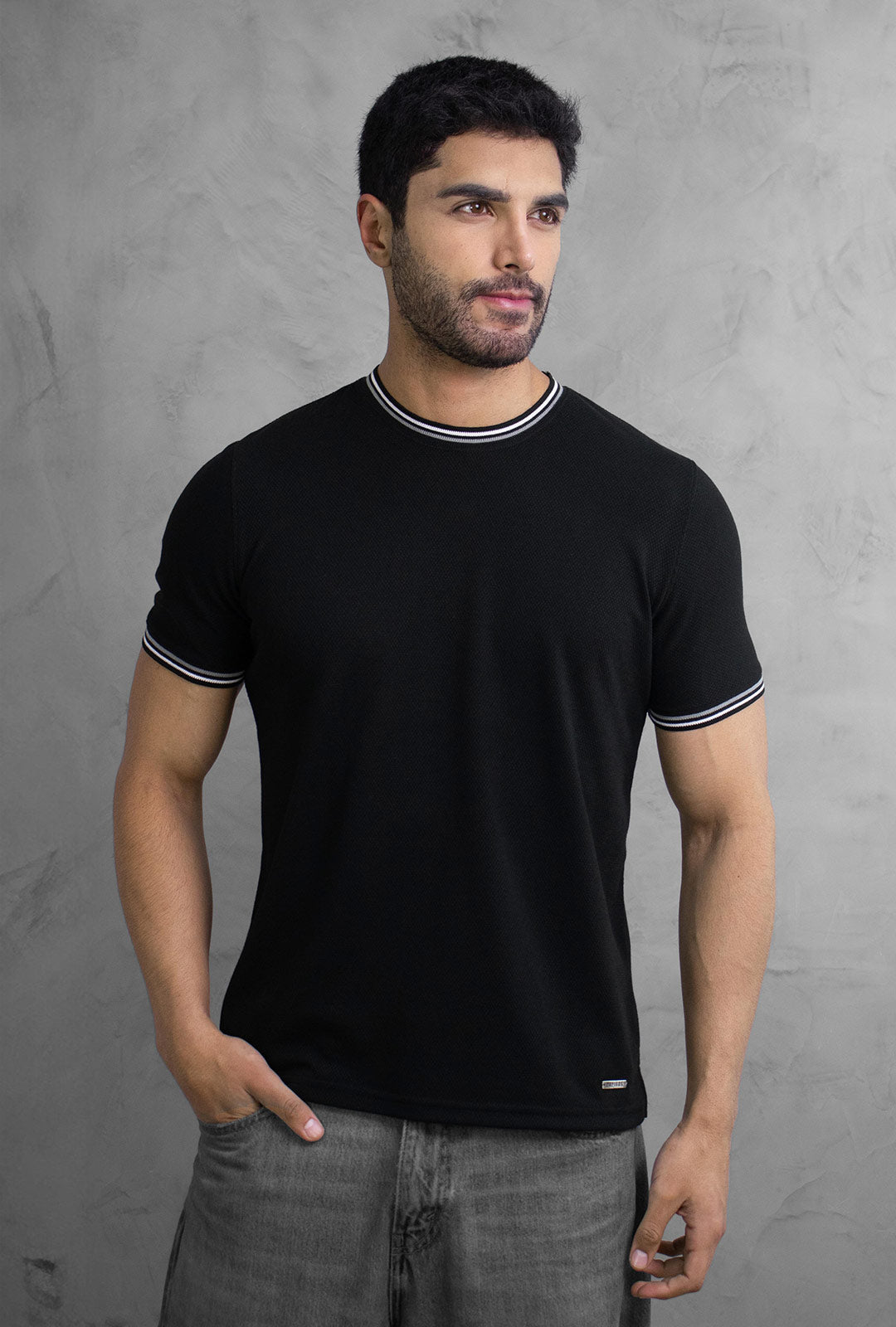 negro-forntal#Color_Negro
